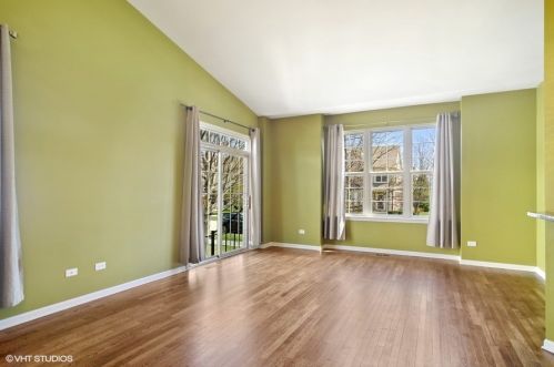 2511 Waterbury Ln, Buffalo Grove, IL 60089-6891