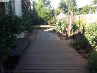 5509 Colorado Dr, Concord CA  94521-4050 exterior