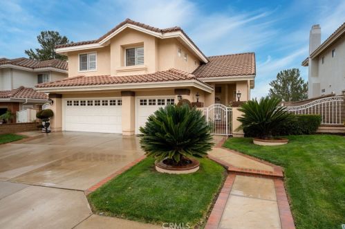 405 Laureltree Dr, Anaheim, CA 92808-1648