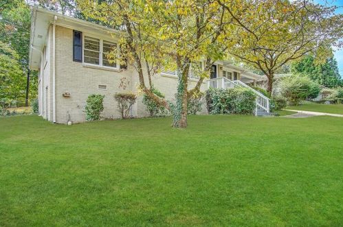 2498 Bryan Cir, Atlanta GA  30344-5020 exterior