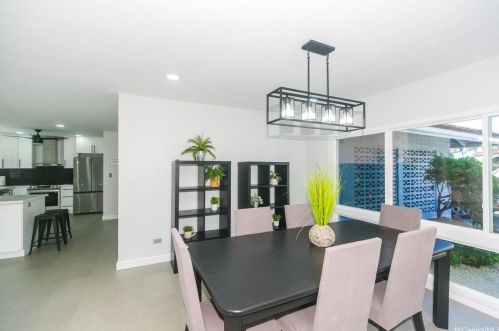 1575 Ala Noni Pl, Honolulu HI  96818-1536 exterior