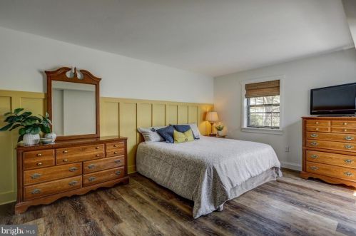 189 Valleybrook Dr, Lancaster PA  17601-4620 exterior