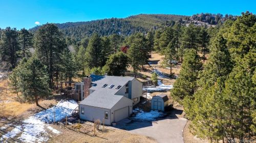 5615 Hatch Dr, Lakewood CO 80439 exterior