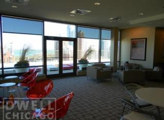 912 Clark St, Chicago IL  60605-2703 exterior