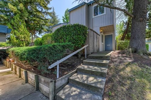 5203 Lake Knoll Ln, Fair Oaks, CA 95628-3507