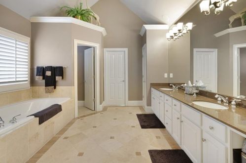 2527 Brookline Cir, Atlanta GA  30319-3690 exterior