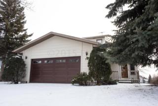 57 Fremont Dr, Fargo, ND 58103-5058