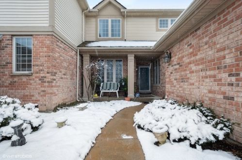 1778 Brush Hill Ln, Glenview, IL 60025-7603