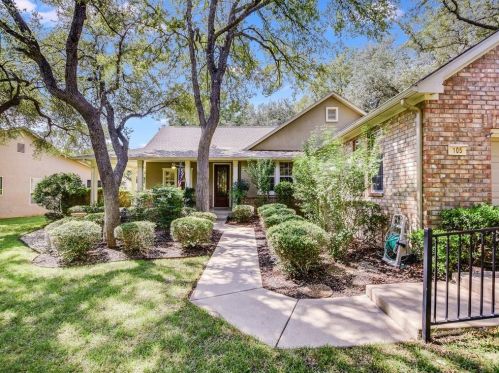 105 Wild Horse Way, Georgetown, TX 78633-4528