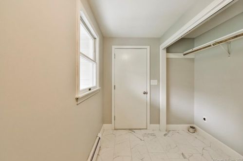 195 Orchard Hill Dr, Wapping CT  06074-3022 exterior