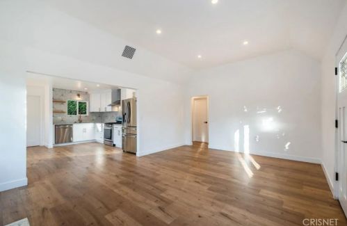 3047 Prospect Ave, Glendale CA  91214-3425 exterior