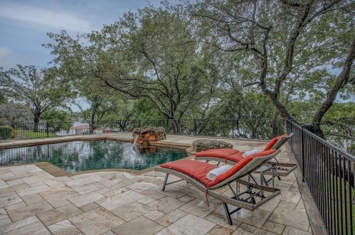 53 Harbour Pt Cir, Fort Worth TX  76179-3256 exterior