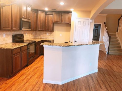 2044 Mdw Vw Dr, Princeton TX 75407-2658 exterior