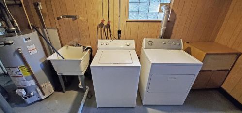 121 Forrer St, Cincinnati OH 45215-3049 exterior