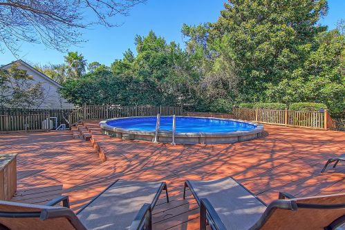 1196 Island View Dr, Mount Pleasant, SC 29464-4274