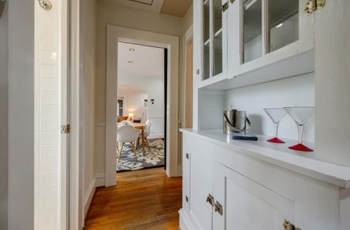 1200 Cameron Ct, Atlanta GA  30306-2622 exterior