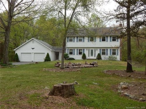 757 Shewville Rd, Gales Ferry, CT 06339-1325