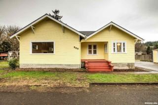 208 Juniper Ln, Albany, OR 97321-1428