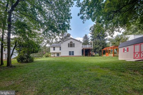 15013 Timberlake Dr, Silver Spring MD 20905-4360 exterior