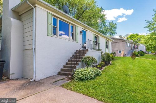105 Maryanne Ave, Leesburg, VA 20175-4328