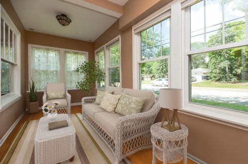 403 Busse Rd, Mount Prospect, IL 60056-2906