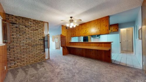 132 Broadbent Dr, Riverside CA  92507-4809 exterior