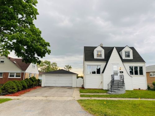 420 44th Ave, Melrose Park, IL 60164-2639