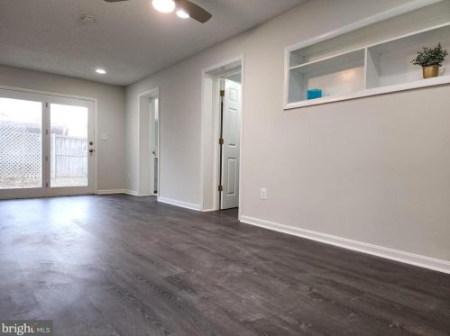 7109 Lamar Dr, Springfield VA  22150-3127 exterior