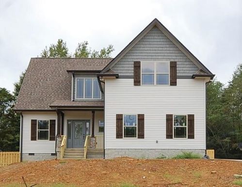714 Pebble Point Rd, Lebanon, TN 37087-1002