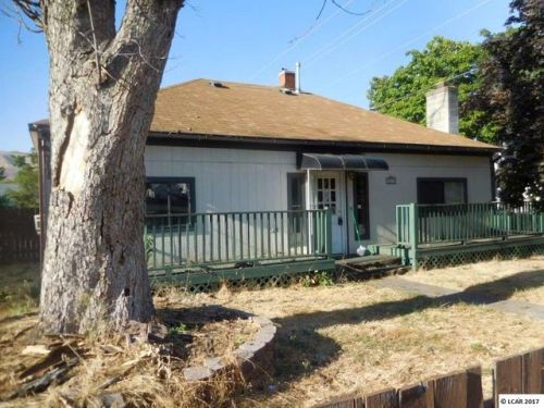 710 Chestnut St, Clarkston, WA 99403-2514