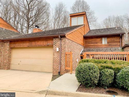 2107 Cabots Point Ln, Herndon, VA 20191-4149