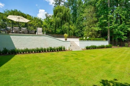 2799 Mabry Rd, Atlanta GA  30319-2828 exterior