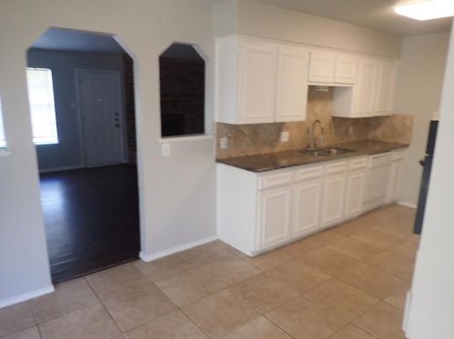 3604 Santa Rita Dr, Fort Worth TX  76133-6330 exterior