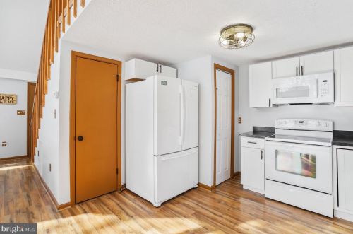 283 The Woods Rd, Hedgesville WV  25427-6886 exterior