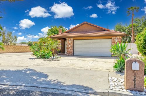 1411 Willowbrook Ln, Simi Valley, CA 93065-3340