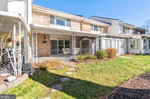 3531 Leisure World Blvd, Silver Spring MD 20906-1704 exterior