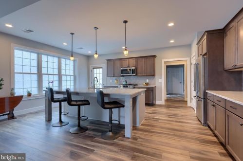 412 Constitution Dr, Ephrata PA  17522 exterior