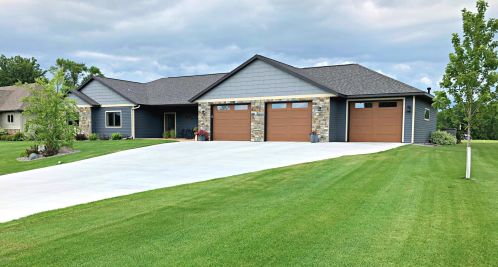 1185 Vinland St, Alex, MN 56308-2132
