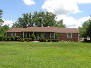 111 Savannah Dr, Buchanan, TN 38222-5106