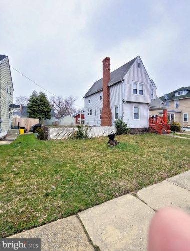 2280 Cove Rd, Camden NJ  08110-1646 exterior