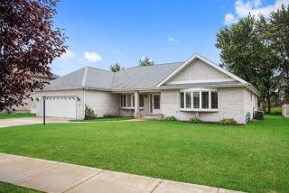 7335 Braemar Ln, Frankfort, IL 60423-9281