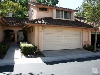828 Paseo Serenata, Camarillo, CA 93012-8193