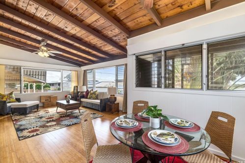 1441 Ainapua St, Honolulu HI  96819-1624 exterior