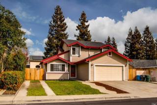 202 Waterford Dr, Vacaville, CA 95688-9221