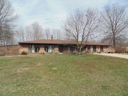 804 Arkansas Rd, Grantfork, IL 62249-4338