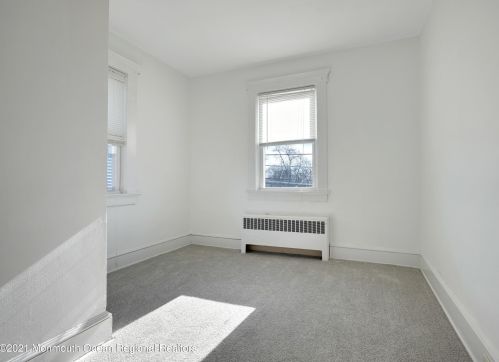 1415 Asbury Ave, Tinton Falls NJ 07712-5701 exterior