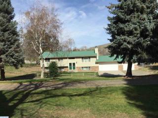 100412 Vaca Rd, Kennewick, WA 99338-9023