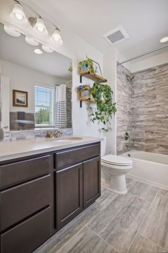 14744 Crestridge Dr, Aurora CO 80015-4207 exterior