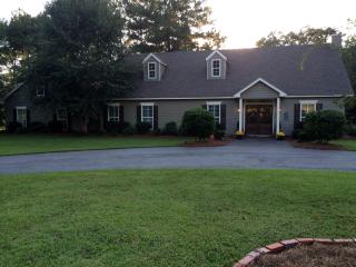 4055 Knights Academy Rd, Valdosta, GA 31605-4901