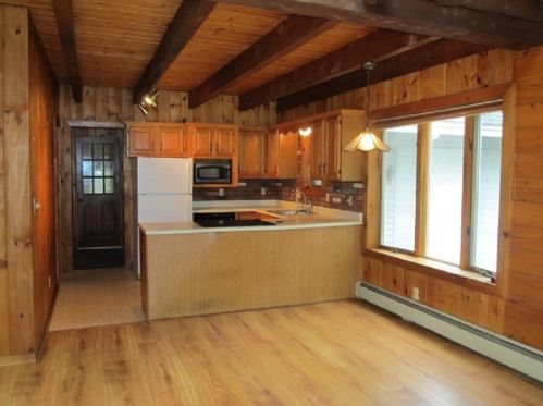 46 Rand Rd, Rindge, NH 03461-5501